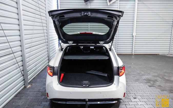 Suzuki Swace cena 93888 przebieg: 57000, rok produkcji 2020 z Ruda Śląska małe 562